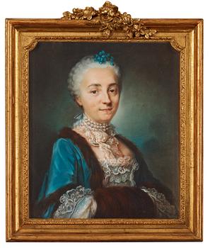 243. Jean-Baptiste Perroneau Hans art, Porträtt av dam i blå klänning.