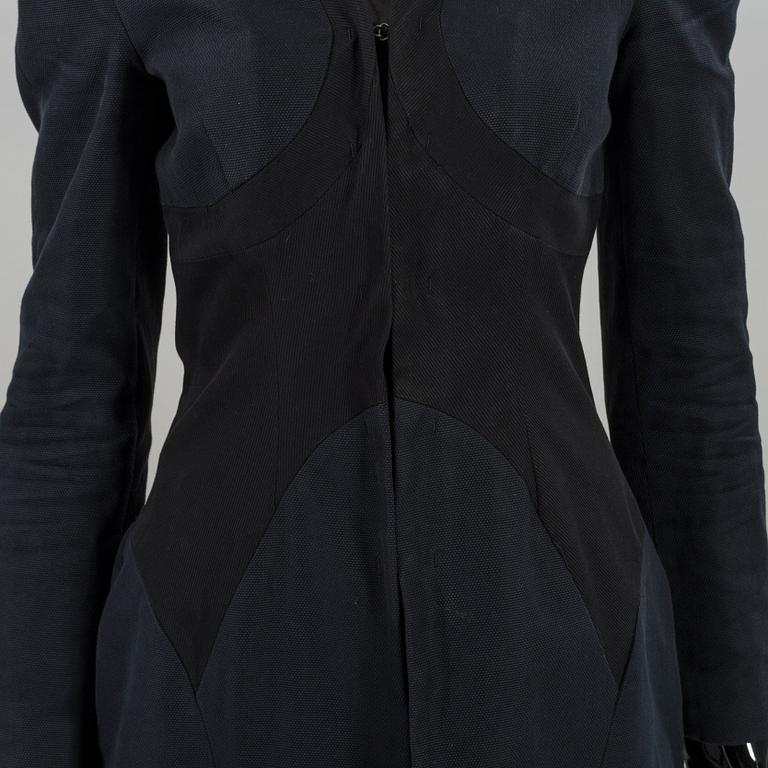A McQ (Alexander McQueen) COAT. It size 42.