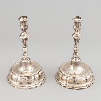 Ljusstakar, ett par, silver, sannolikt Spanien 1700-tal.