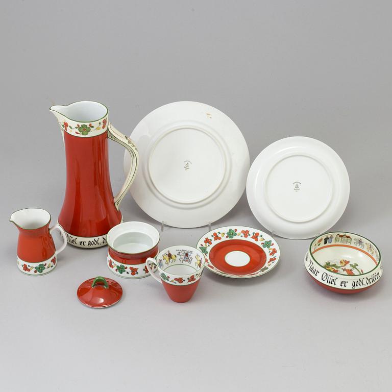 SERVISDELAR, 21 delar, porslin, "Folklore" Porsgrunds Porselaensfabrik, Norge, 1900-talets första hälft.