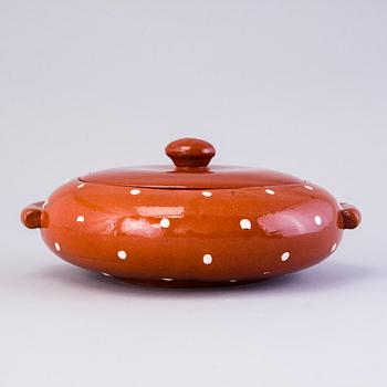 MARITA LYBECK, servisdelar, 28 st, keramik + bok "Marita Lybeck 1906-1990".