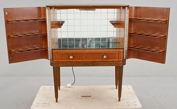 BARSKÅP, AB Förenade Möbler, Linköping, 1940/50-tal.