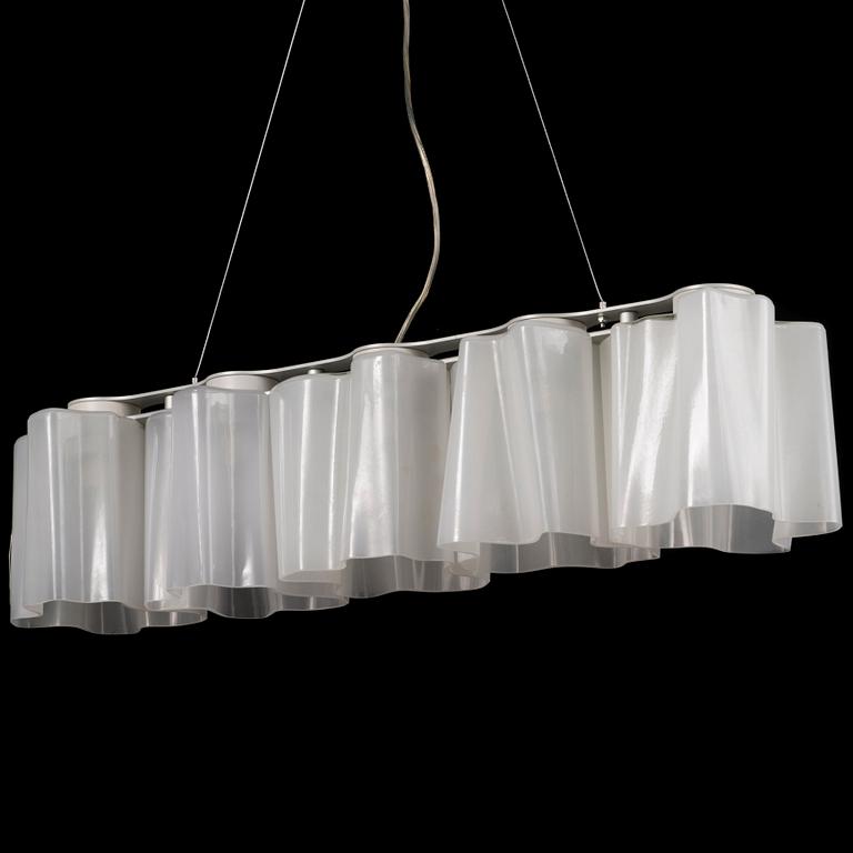 An Italian Artemide 5-light 'Logico Micro' suspension lamp designed by Michele De Lucchi och Gerhardt Reichert.