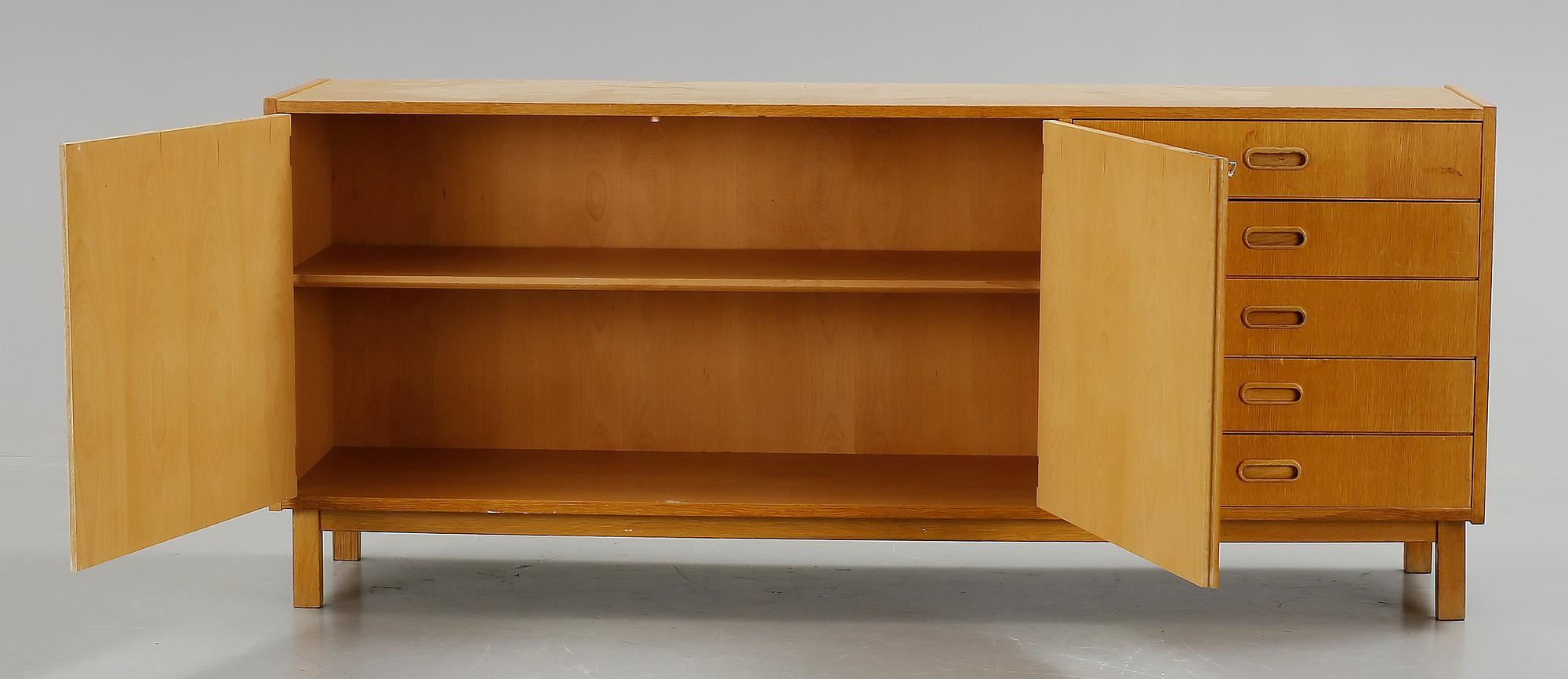 SIDEBOARD, Sverige, 1900-talets andra hälft.