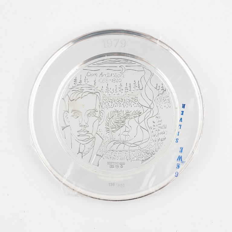 Årsskålar/årstallrikar, 8 st, silver, GEWE, Malmö. 1975-81.