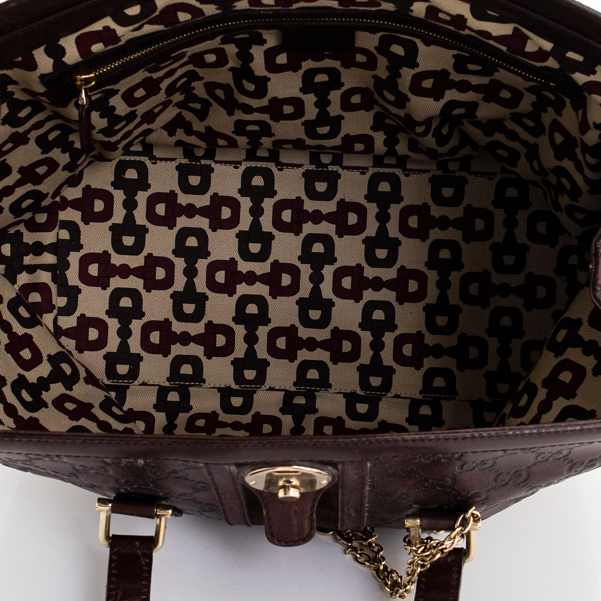 Gucci, A 'Boston' bag.