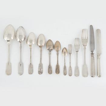 Bestickservis, 76 delar, silver, Finland och Ryssland, mestadels Johan Edvard Fagerroos, Helsingfors, 1860.