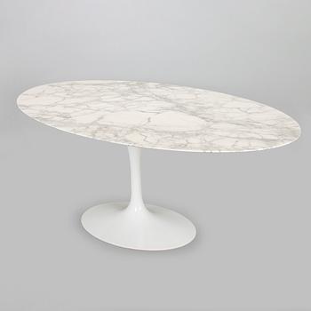 Eero Saarinen, Ruokapöytä, "Tulip", Knoll 2000-luku.