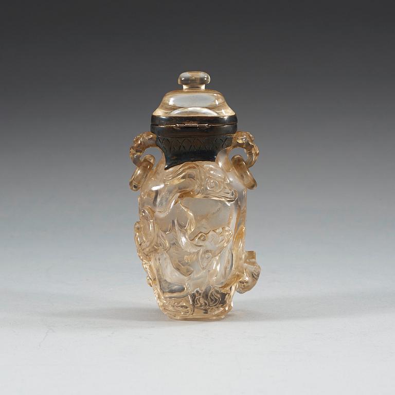 A rock-chrystal vase with cover, Qing dynasty (1644-1912).