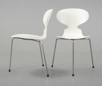 STOLAR, ett par, "Myran, Arne Jacobsen, Fritz Hansen, 1900-talets andra hälft.