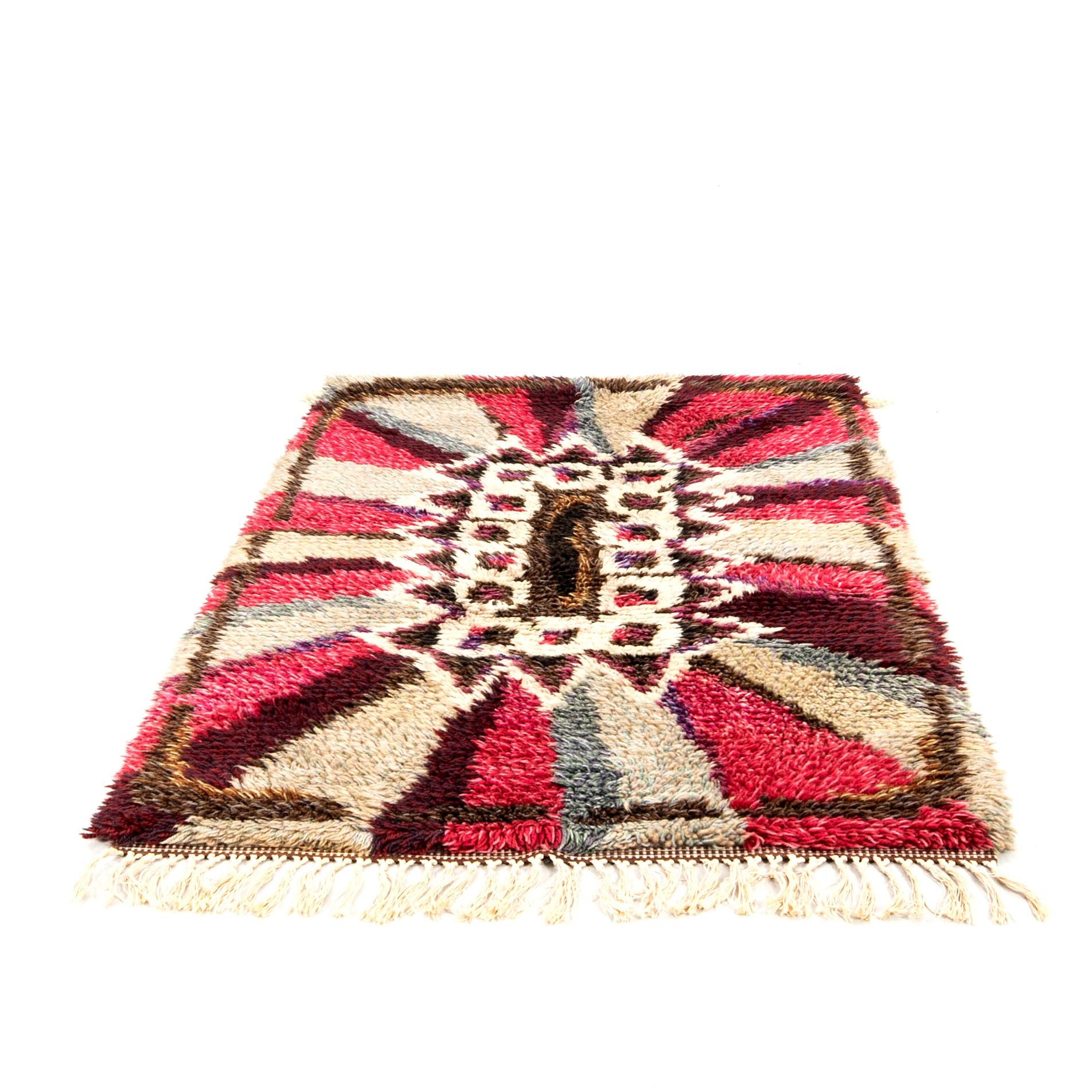 Rya carpet approximately 145x97 cm.