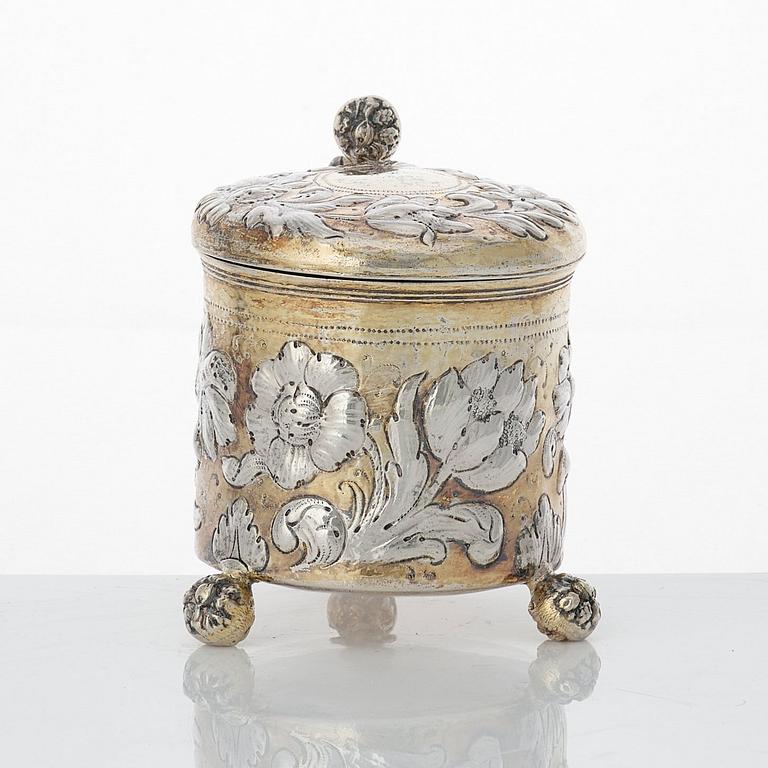 Johan Ståhle, miniatyrdryckeskanna, silver, (verksam i Stockholm 1677-1687 (1694)). Barock.