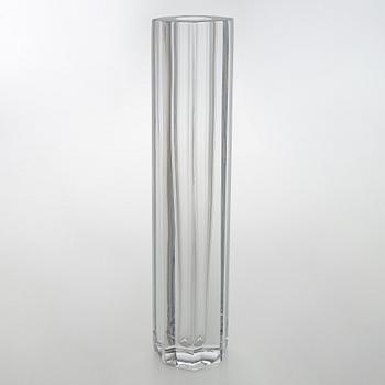 Aimo Okkolin, vase / art glass, signed Aimo Okkolin Riihimäen Lasi Oy.