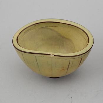 Wilhelm Kåge, two "Farsta" stoneware bowls  from Gustavsberg Studio.