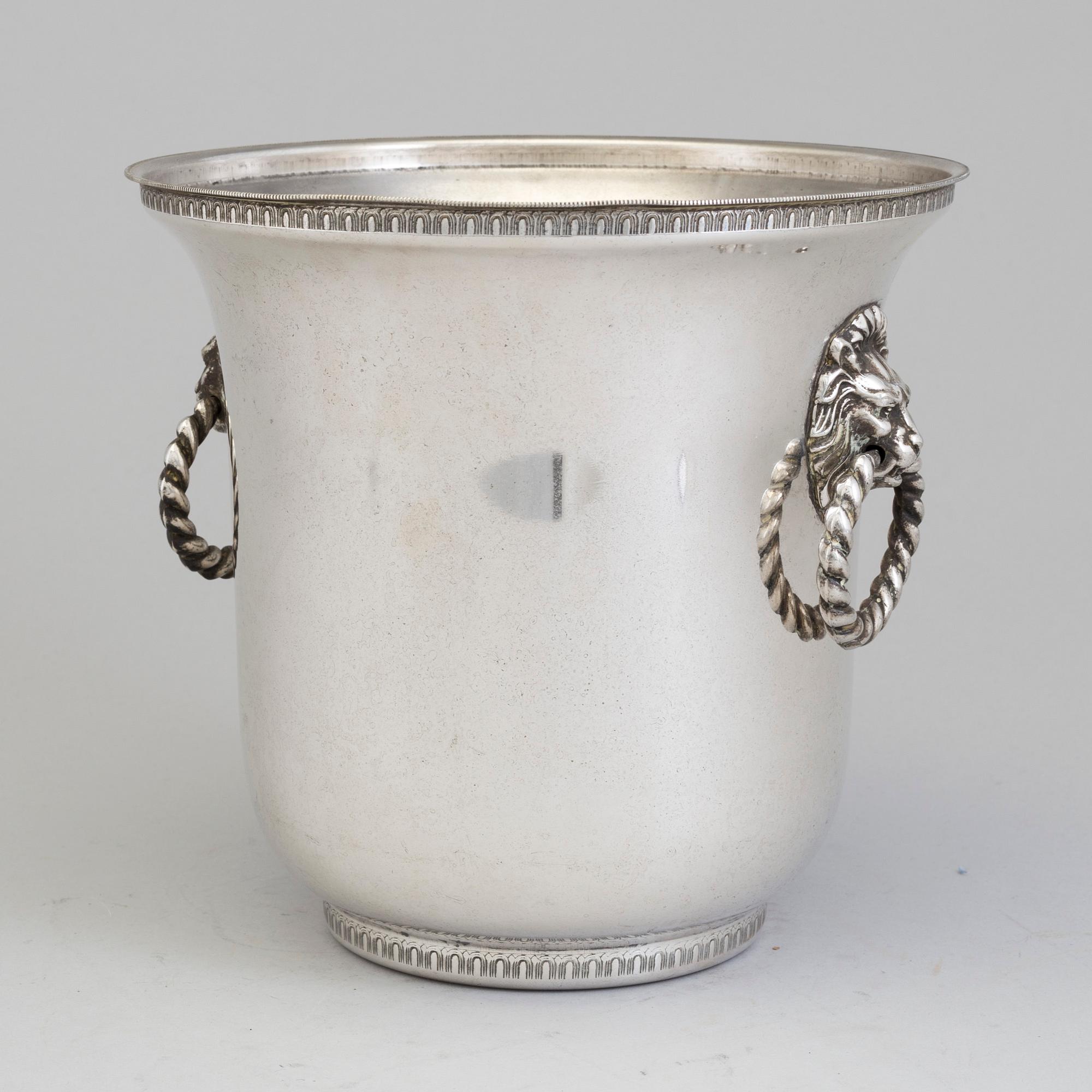 A silverplated champagnecooler, 20th century.