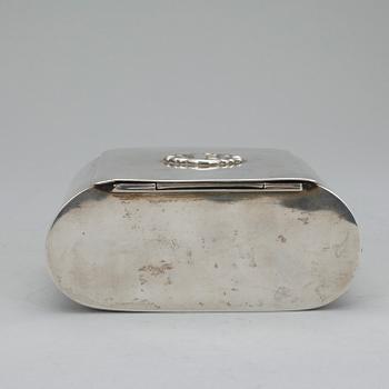 DOSA, sterlingsilver, 1900-talets andra hälft. Vikt ca 230 gram.