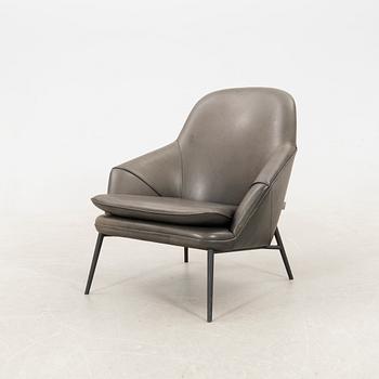 "Hug" armchair by Wendelbo, contemporary design by 365 North.