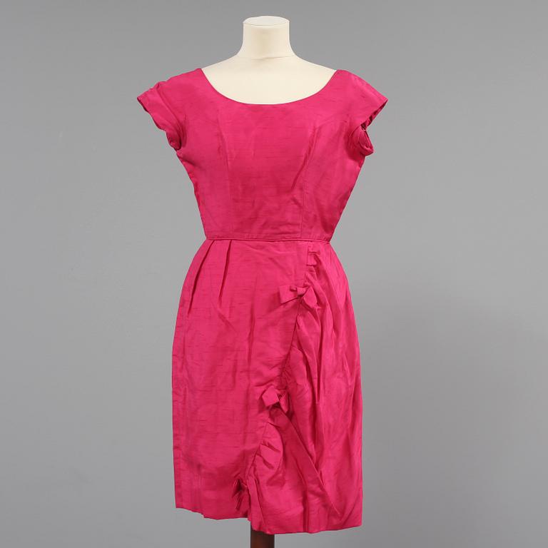 KLÄNNING, Blanes, London, 1900-tal.