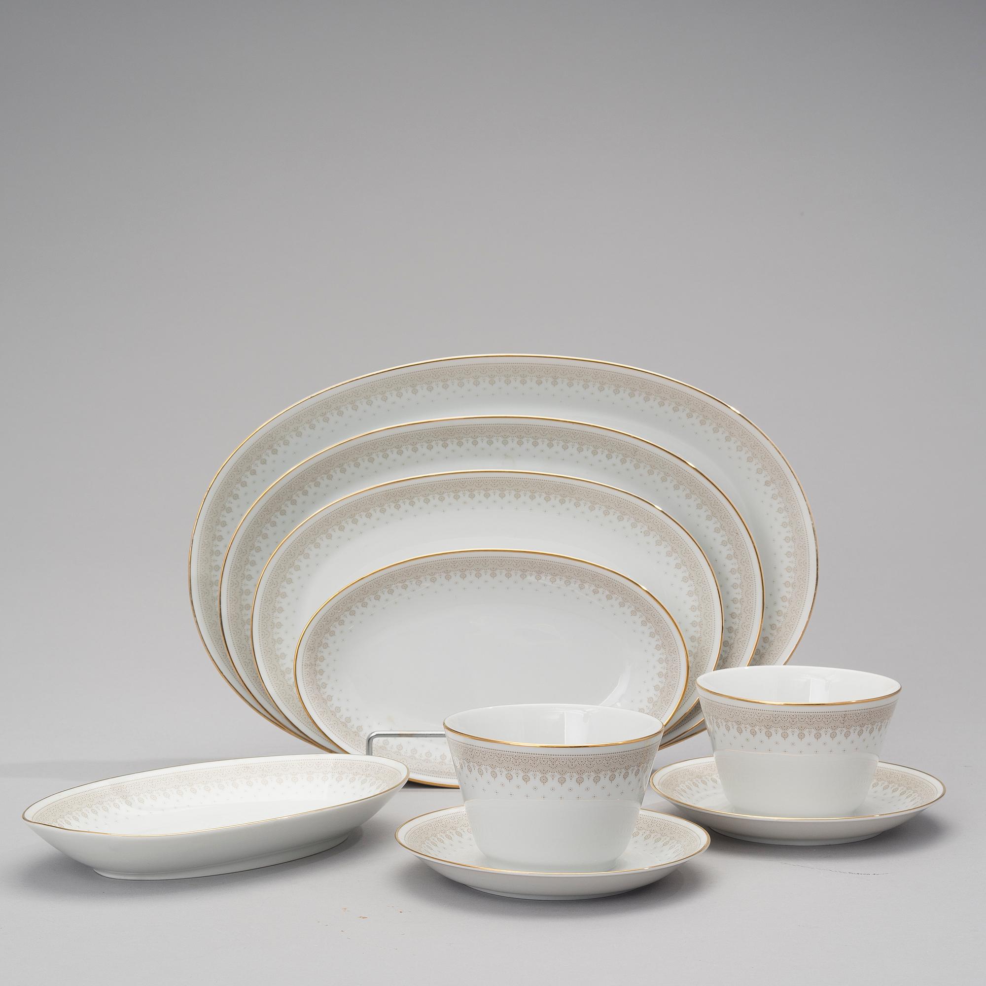 MATSERVIS, 70 delar, porslin, "Noblesse", Hutschenreuther, Selb, Tyskland 1950-60-tal.