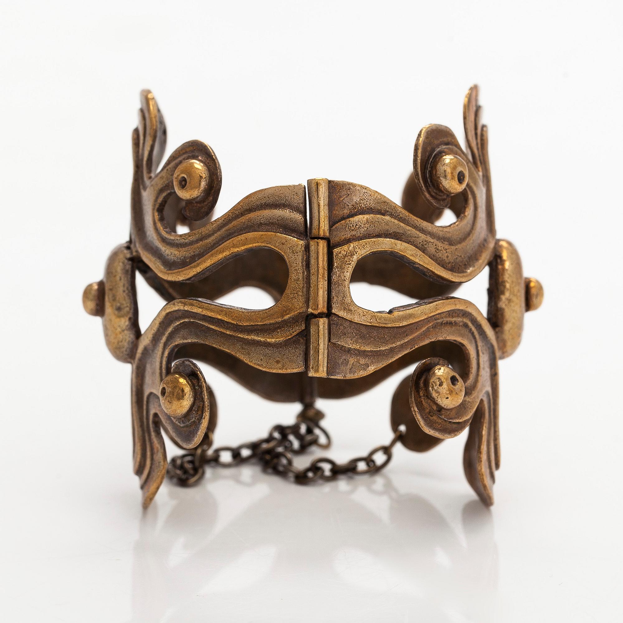 Seppo Tamminen, necklace and bracelet, bronze.