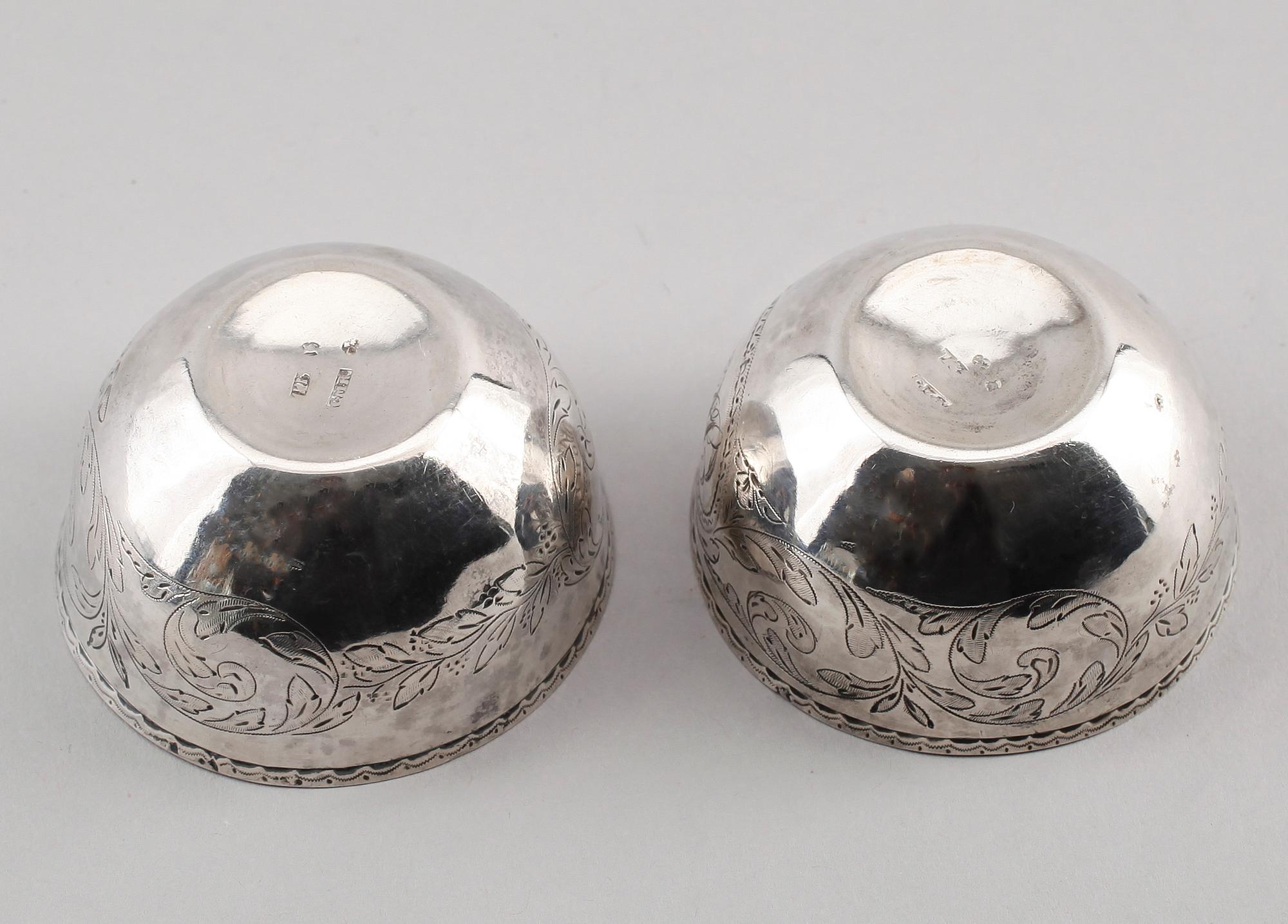 TUMLARE, 1 par, silver, Carl Magnus Ryberg, Stockholm 1825. Vikt ca 64 gram.