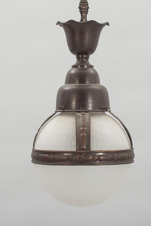 TAKLAMPA, 1900-talets första hälft.