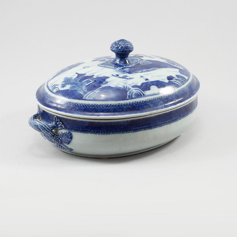 TERRIN, porslin, Kina, 1800-tal.