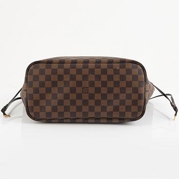Louis Vuitton, a 'Neverfull MM' handbag, 2018.