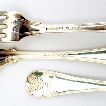 Gafflar 12 st silver olika mästare.