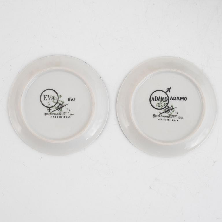 Piero Fornasetti, glasunderlägg, 16 st, "Adamo ed Eva", flintgods, Milano, Italien.