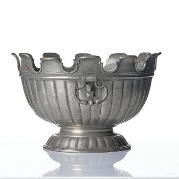 Wine cooler with underplate, probably Germany, 19th century, and platter, Sweden, 18th century. Baroque style.