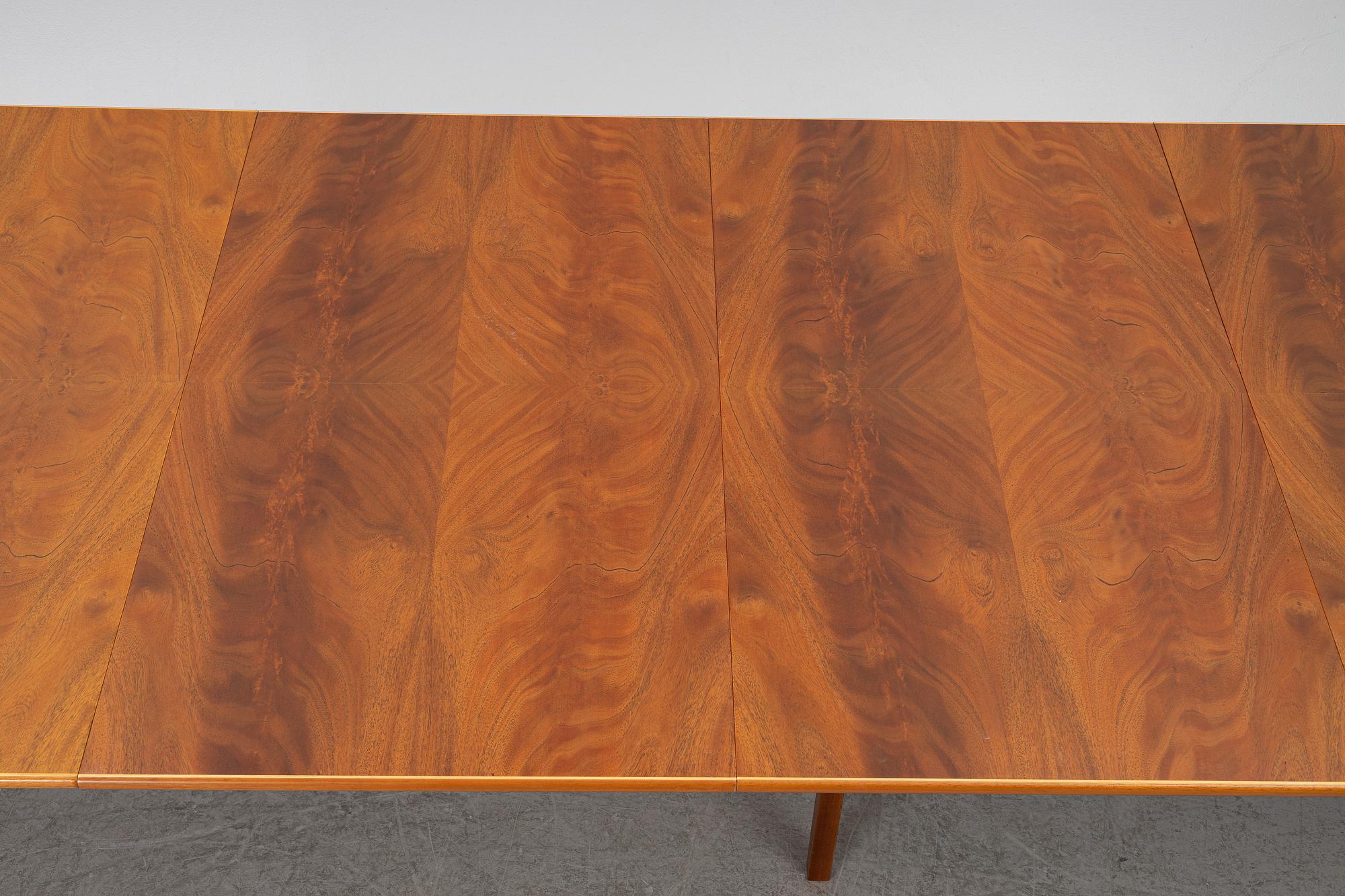 Josef Frank, dining table, model B947, Svenskt Tenn, ca 1987.