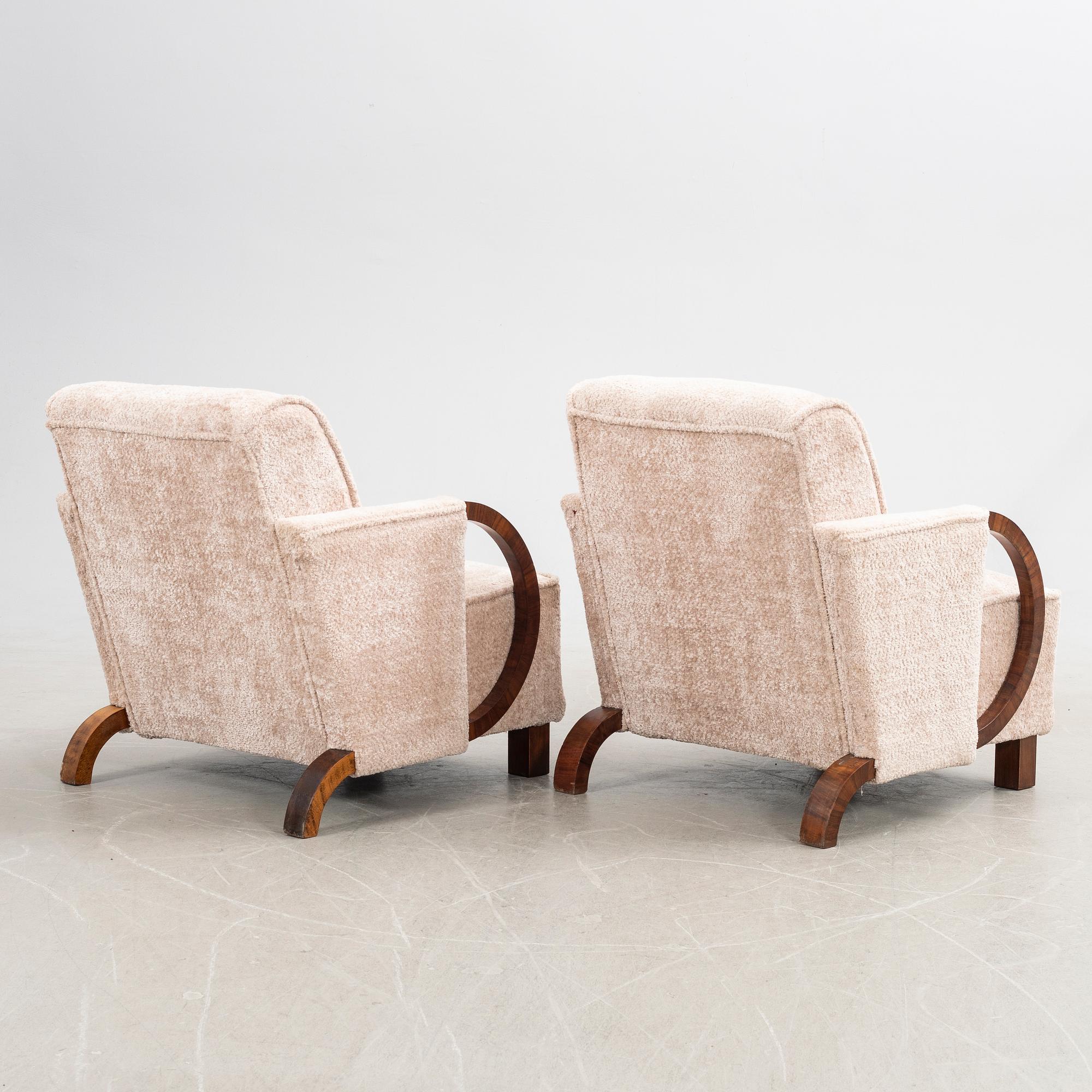 Armchairs, a pair, Art Deco, first half of the 20th century.