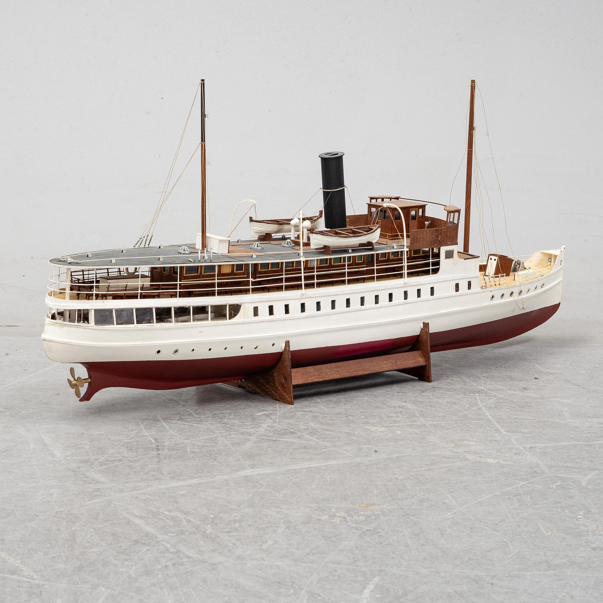 An end of the 20th Century ships scale model of the steamer 'Bohuslän'.