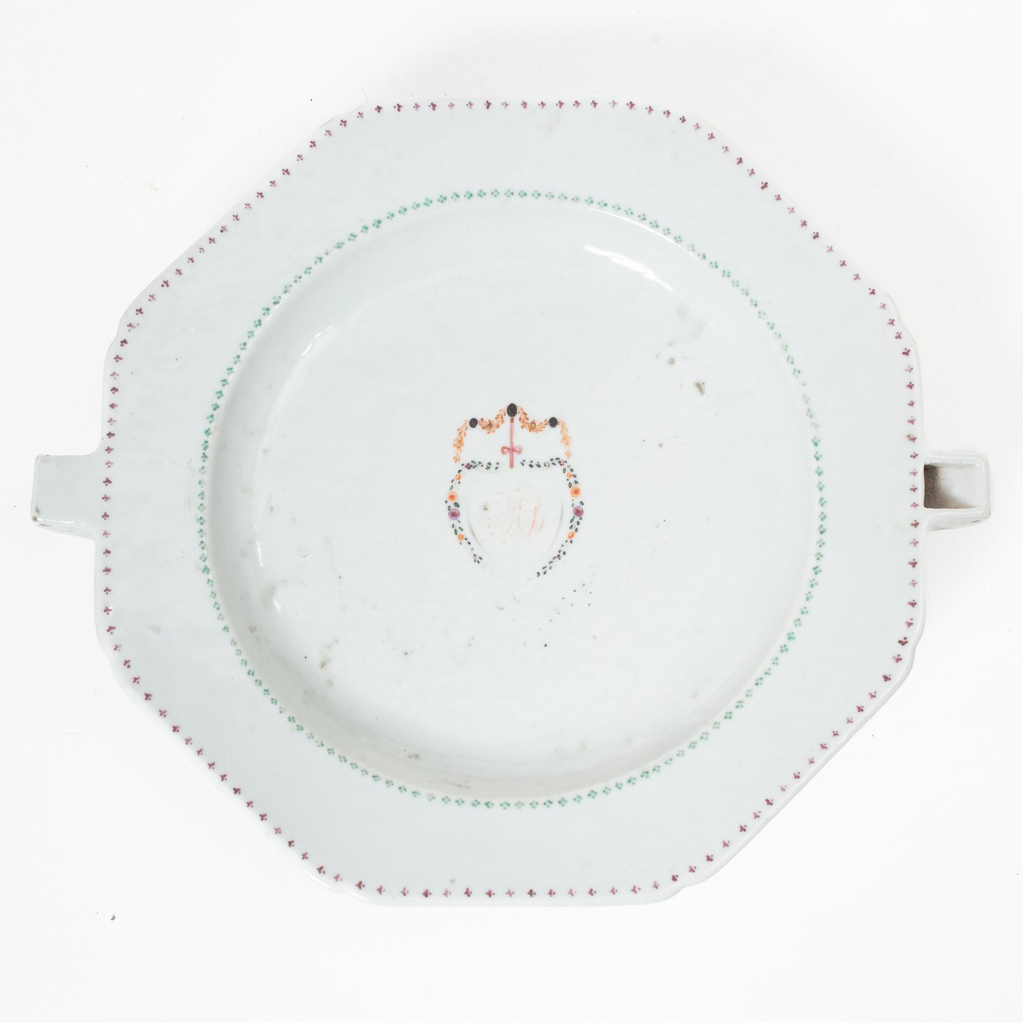 Värmefat, kompaniporslin, Kina, Qingdynastin, Qianlong (1736-95).