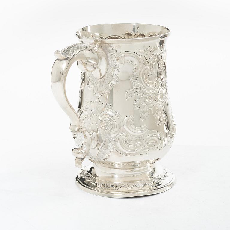 A British silver tankard, mark of John Kidder, London 1783.