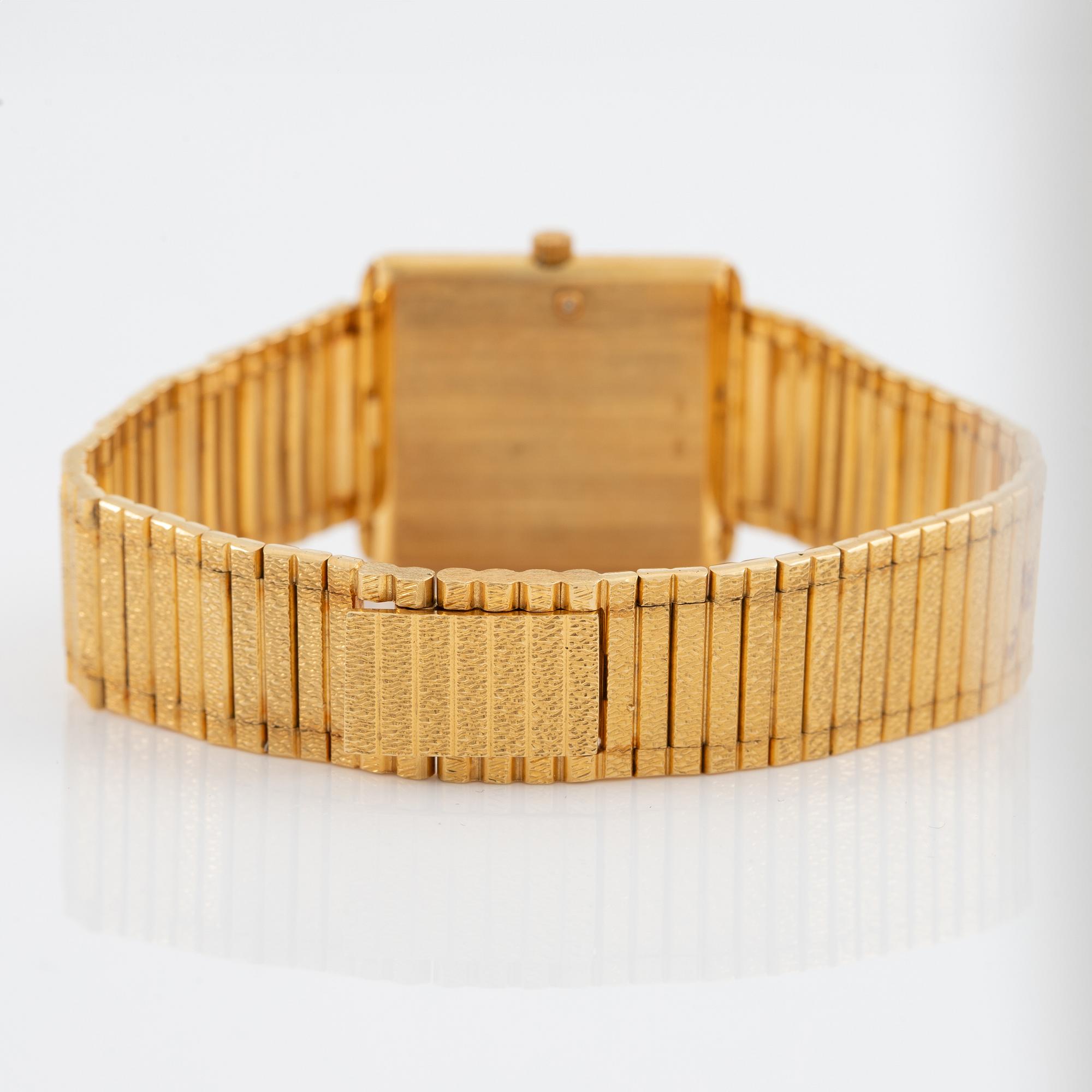 Vacheron & Constantin, wristwatch, 23 x 26 mm.