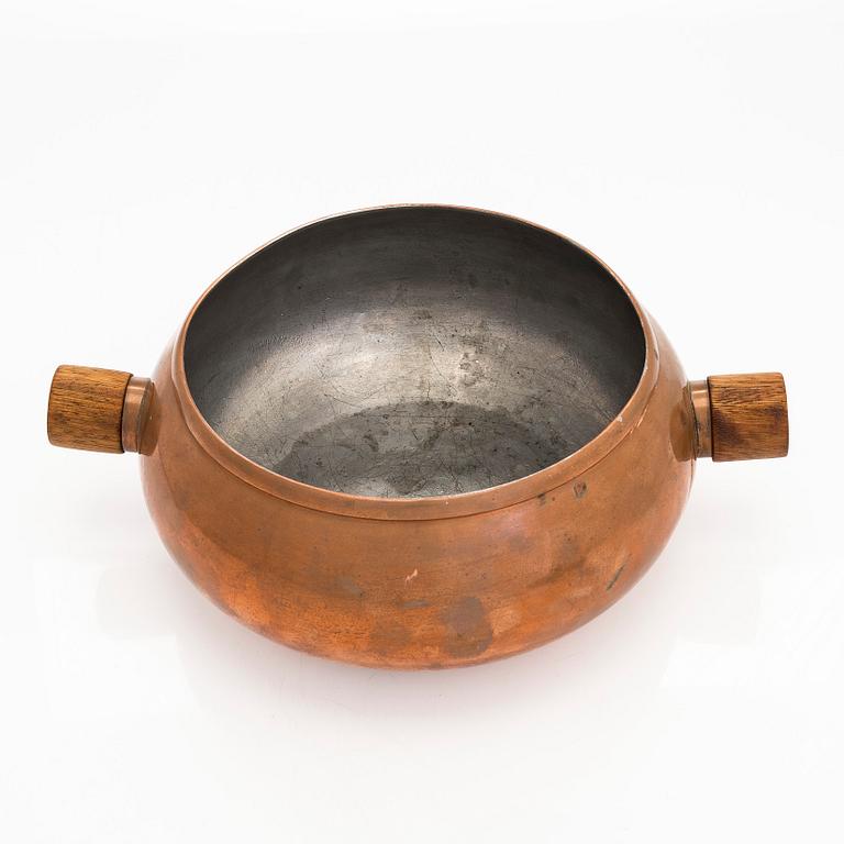 Maija Heikinheimo, a mid-20th-century copper bowl with lid, manufacturer Valaistustyö for Artek.