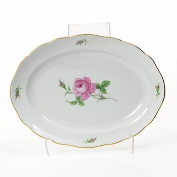 Meissen, A 55 piece "Meissen Rose" (Rote rose/Meissener rose) porcelain dinner service, 20th century.
