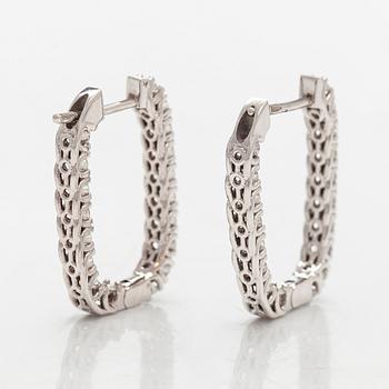 Örhängen, 18K vitguld med briljantslipade diamanter.