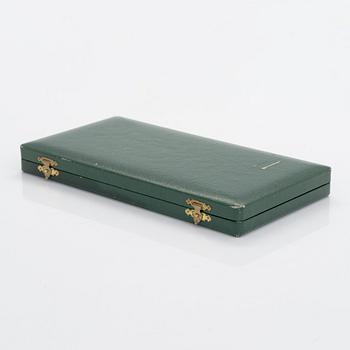 Förstoringsglas med malakitskaft. I etui. 1900-talets första hälft.