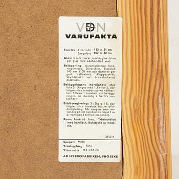 A 'Miljö' pine mirror, AB Fröseke Nybrofabriken, 1970-tal.