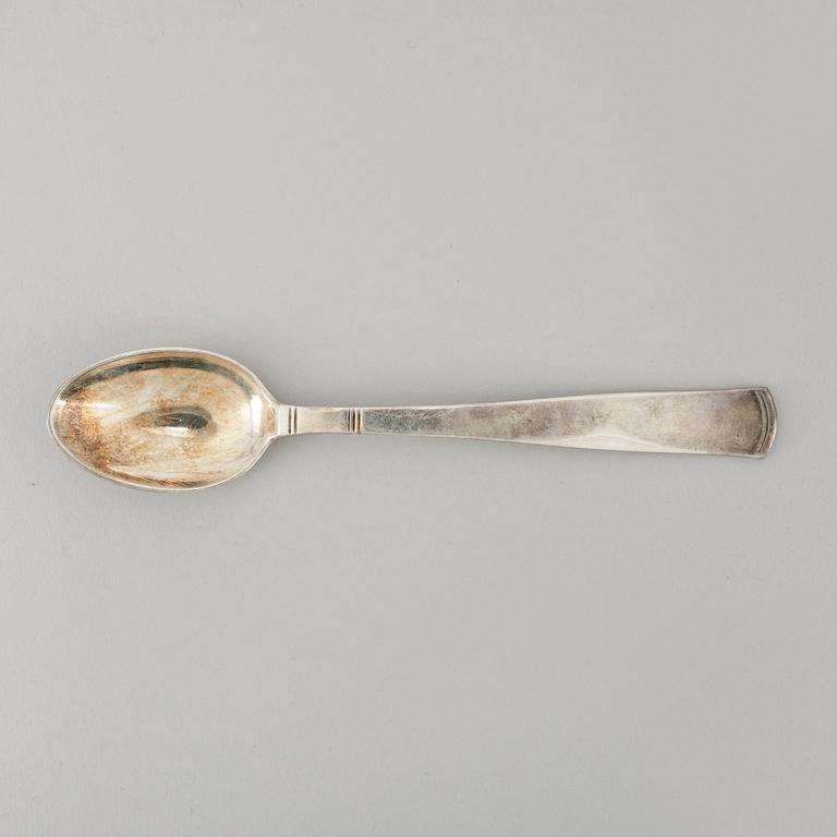 TESKEDAR, 12 st, silver "Rosenholm", GAB, Stockholm, 1900-talets andra hälft, vikt ca 197g.