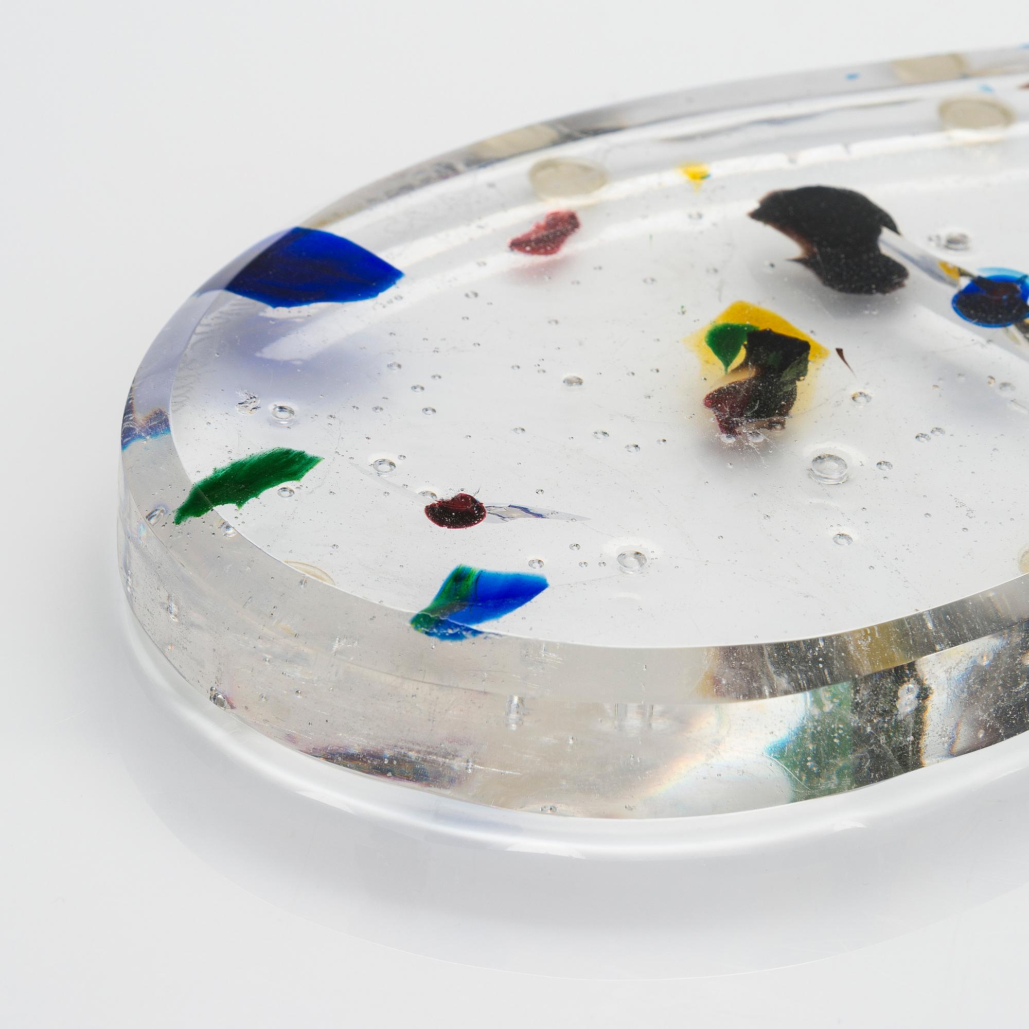 Nanny Still, a glass sculpture 'To swallow' signed Nanny Still, 1995, P.U.