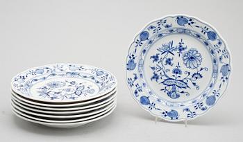 ENTRÉTALLRIKAR, 8 st, porslin, Meissen, 1900-tal.
