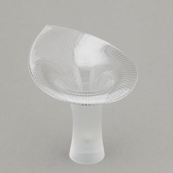 VAS, glas, "Kantarelli" Tapio Wirkkala, Iittala, omkring 1900-talets mitt.