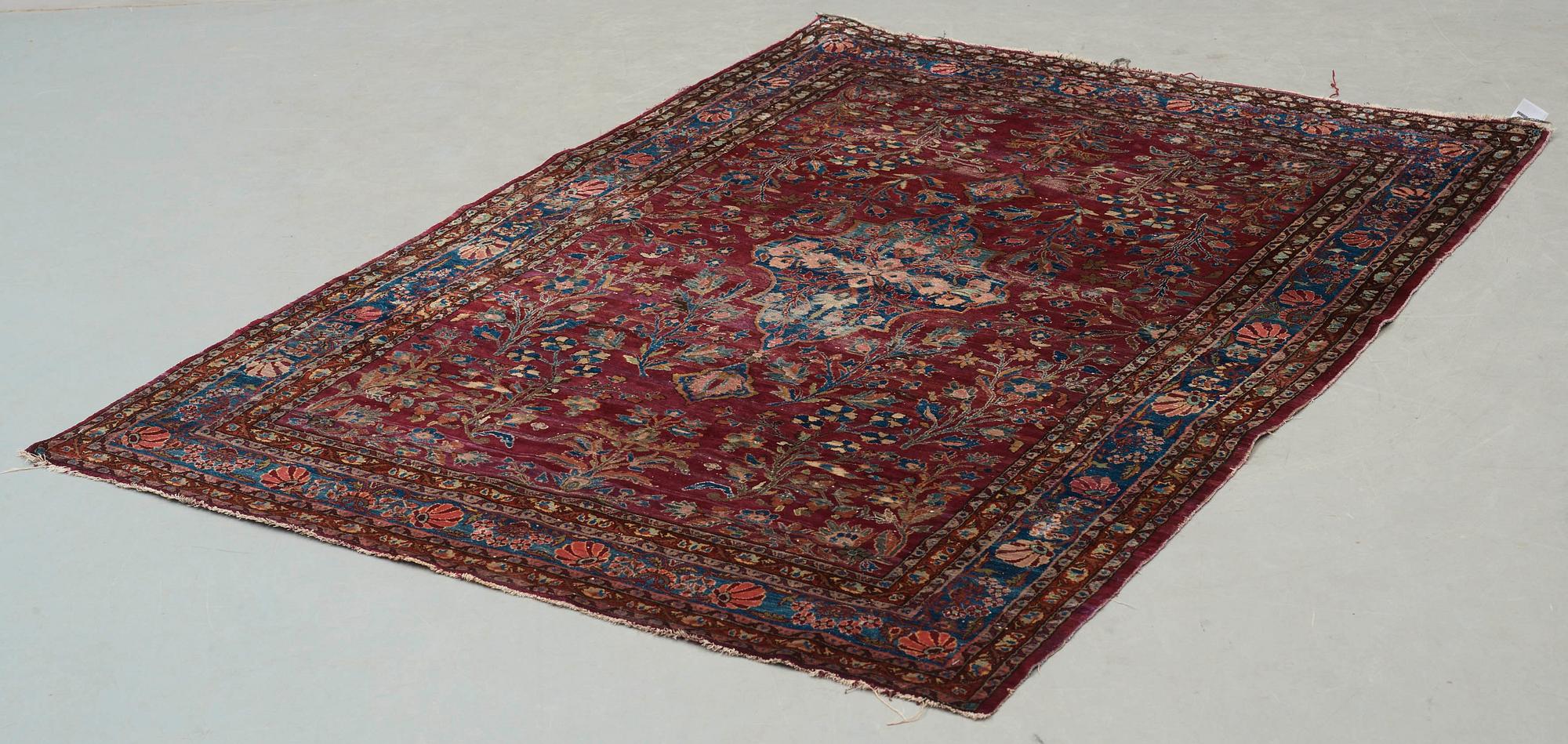 SEMIANTIK SILKE KESHAN. 198 x 133 cm.