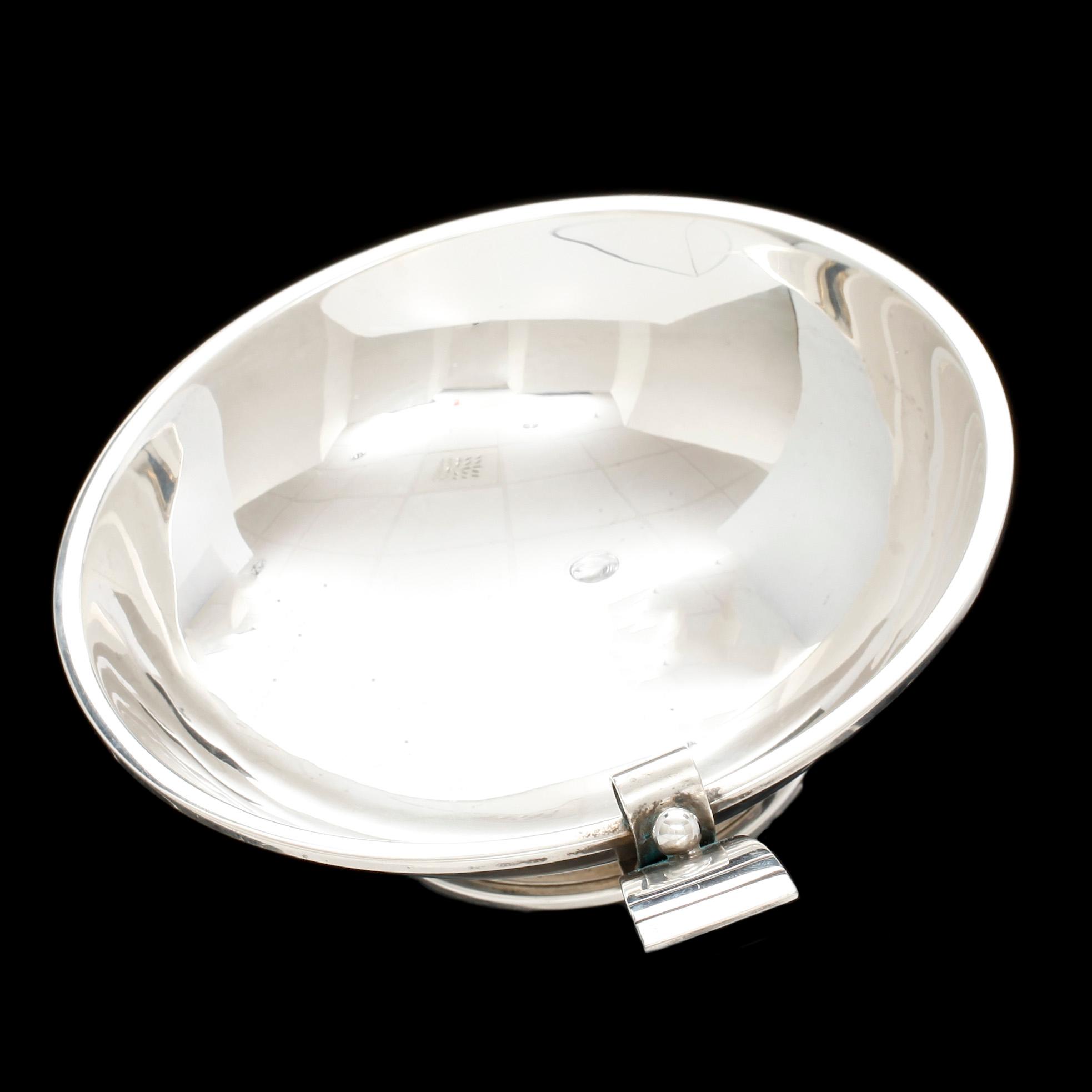 SKÅL, silver, Köpenhamn 1939. Vikt c:a 200 g.