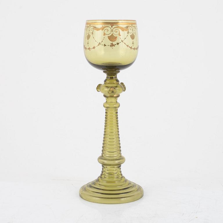 A set of 10 gilded wine glasses, 20th Century.