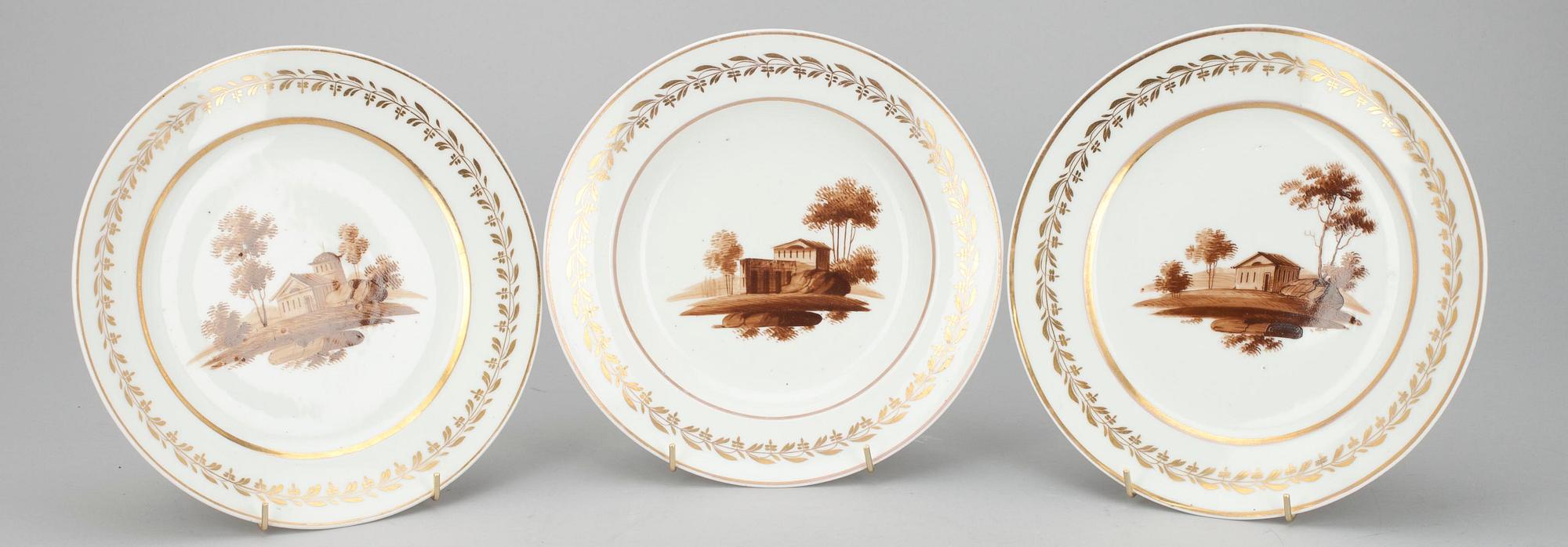 TALLRIKAR, 3 st, porslin, Popov, Ryssland 1800-talets mitt.